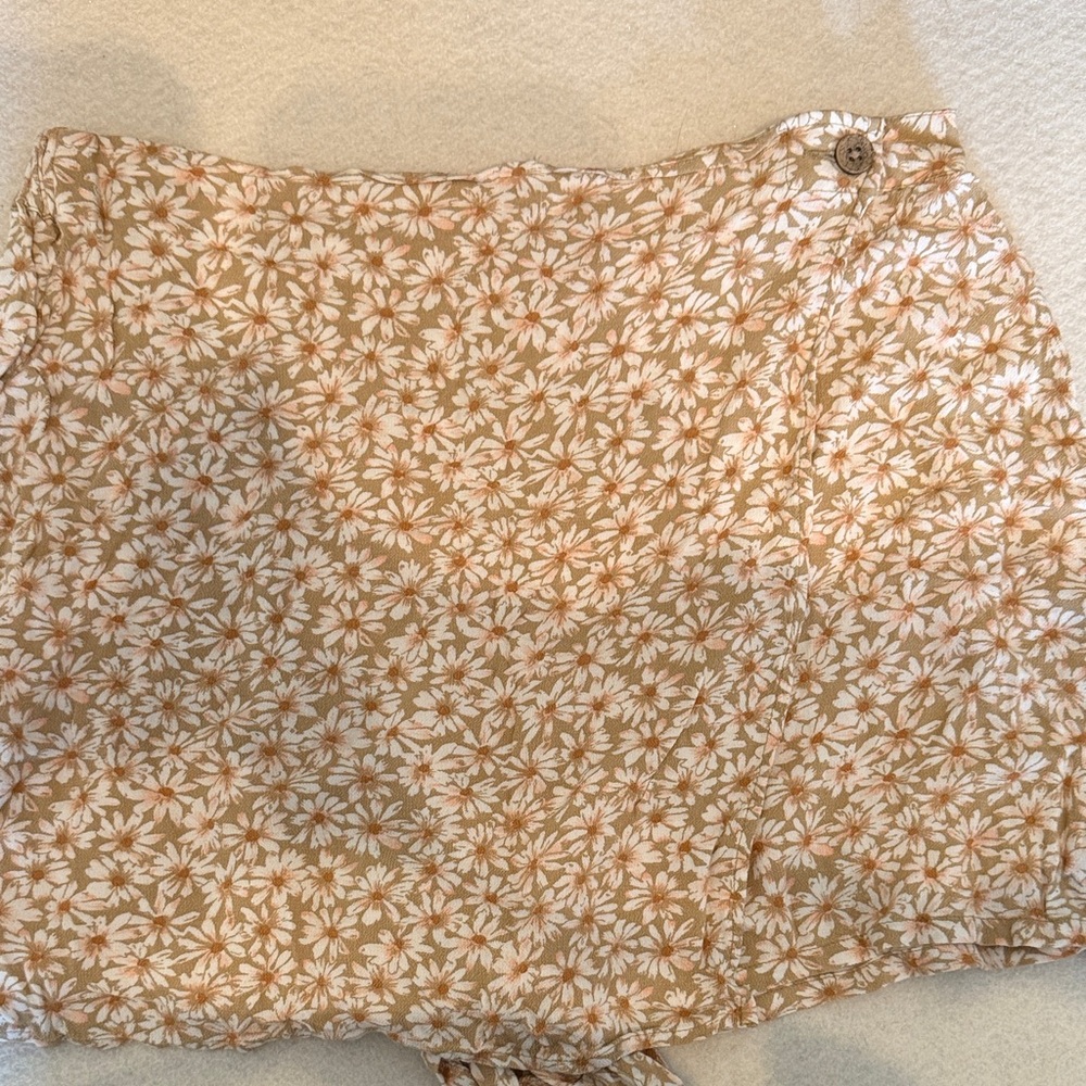 America Eagle Floral Tan Women's Skort